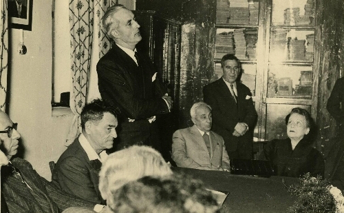 M. P. Gilbert, ambassadeur de France, prononçant son discours