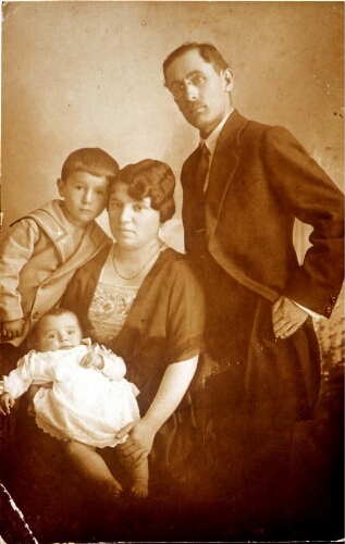 Photo de famille d'Eliezer Calev