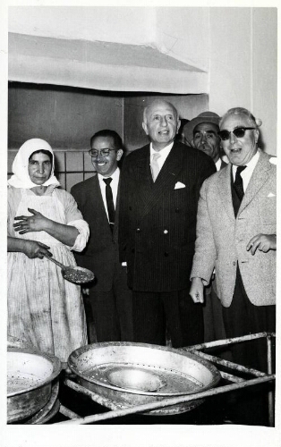 Visite de l’Amiral Louis Kahn à l’école